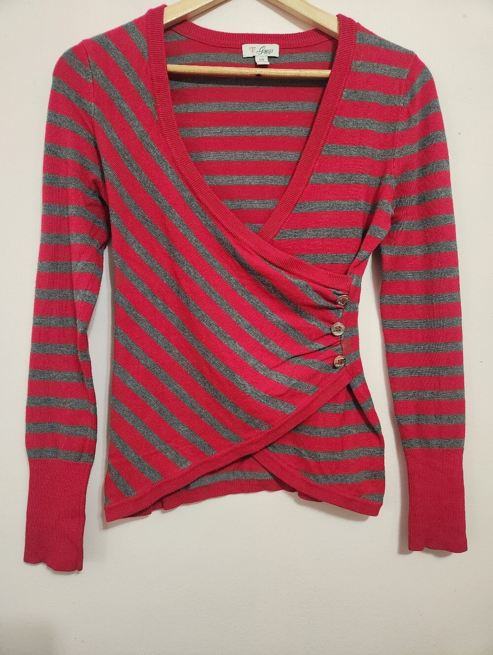 GUESS Red Grey Striped Faux Wrap V-Neck Sweater Buttons 2000s Y2K McBling S